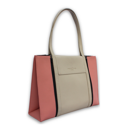 VANILLA MOUSSE X PINK PANELS