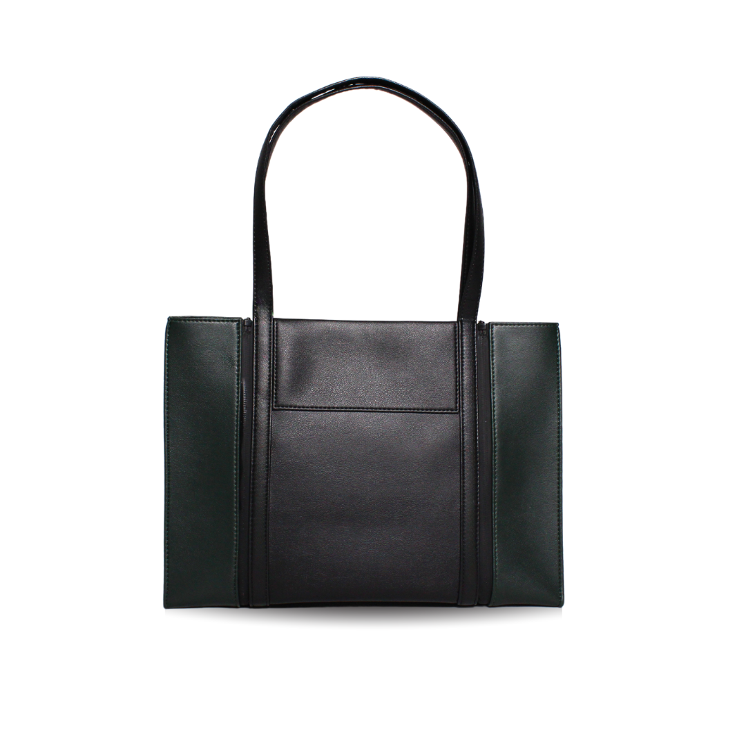 MOONLESS NIGHT X GREEN PANELS