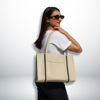 VANILLA MOUSSE X CREAM PANELS