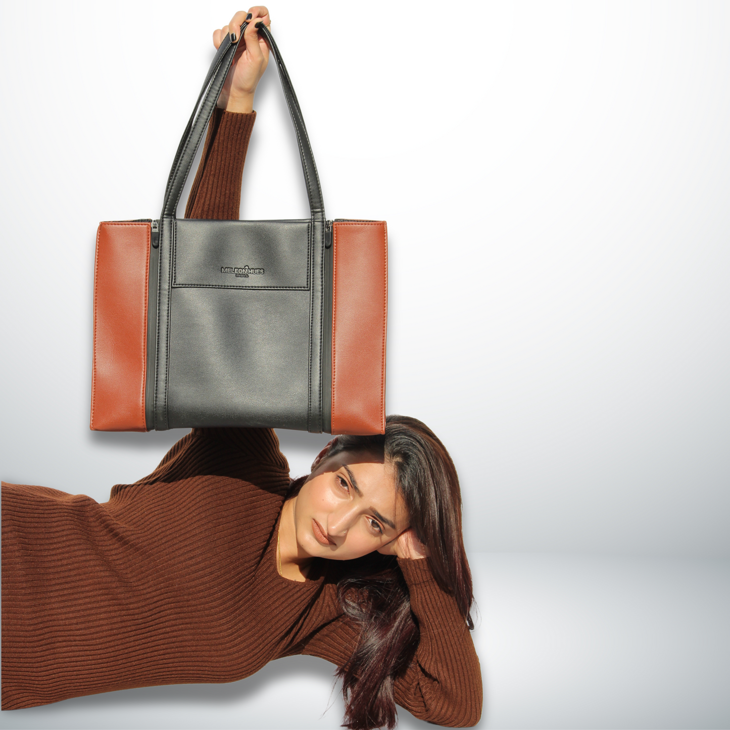 MOONLESS NIGHT X TAN PANELS