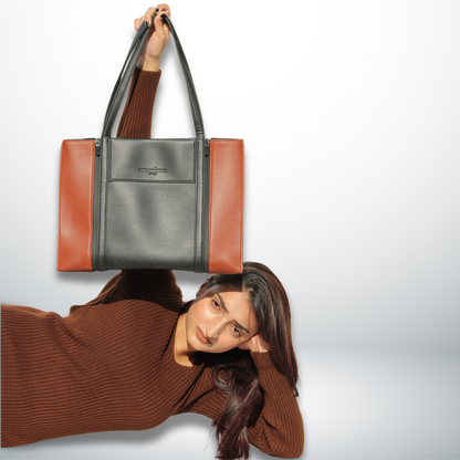 MOONLESS NIGHT X TAN PANELS